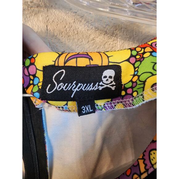 Floral Multicolor Dress with Black Collar - Picture 5 of 12